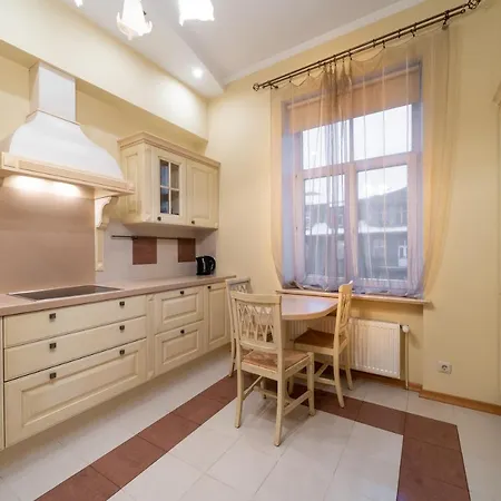Pulkveza Brieza 7 Street Two Bedroom * Riga