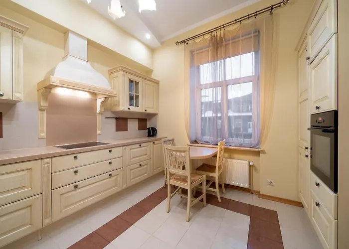 Pulkveza Brieza 7 Street Two Bedroom * Riga