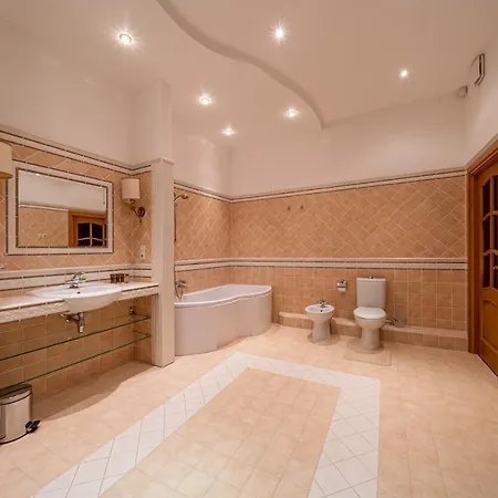 Pulkveza Brieza 7 Street Two Bedroom Riga